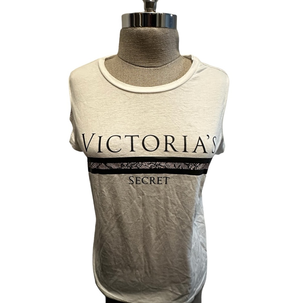 Victoria's Secret Cream and Gray Fitted Short Sleeve T-Shirt
